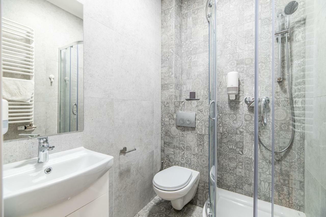 Lubomirskiego 23 Residence - Great Location, 10 Min To Main Square By Foot, Right Next To Main Rail And Bus Station Krasków Eksteriør bilde