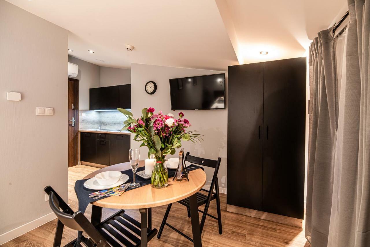 Lubomirskiego 23 Residence - Great Location, 10 Min To Main Square By Foot, Right Next To Main Rail And Bus Station Krasków Eksteriør bilde